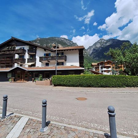 Hotel Nele Ziano di Fiemme Εξωτερικό φωτογραφία