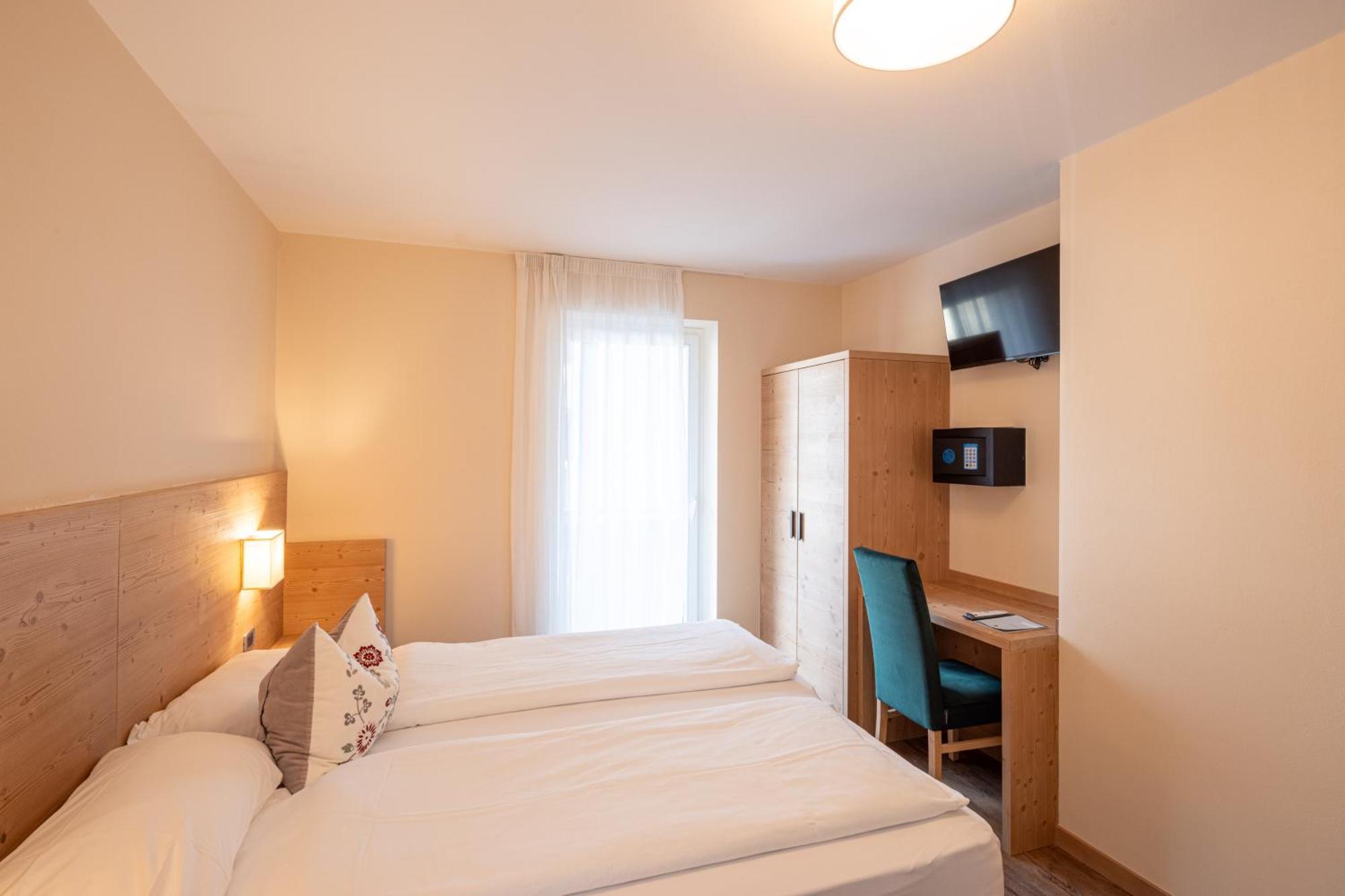 Hotel Nele Ziano di Fiemme Δωμάτιο φωτογραφία